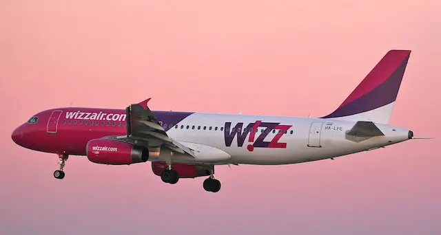 Wizzair: nuovi collegamenti aerei tra Alghero e la Polonia. Ecco le tratte e gli orari