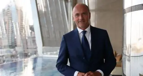La missione istituzionale di Cappellacci ad Abu Dhabi accende le polemiche