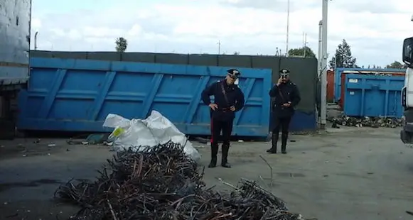 Carabinieri sequestrano ferro, rame e ottone di provenienza illecita