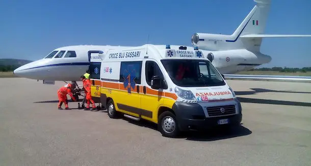 Tre voli sanitari d'urgenza dell'Aeronautica per salvare la vita a bambini appena nati