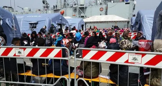 Porto Torres: in arrivo circa 400 migranti