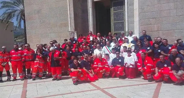 Anniversario della Croce Verde: 19 associazioni sfilano per il paese