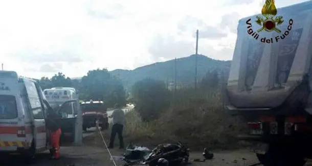Tragico incidente sulla provinciale 25 poco dopo il bivio di Lula: muore giovane motociclista di Onanì