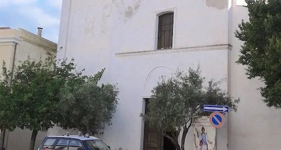 Rubano le offerte dalla chiesa: denunciate tre persone