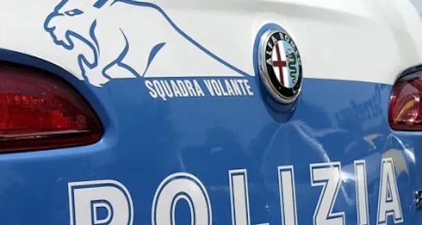 Duplice omicidio. I coniugi avevano entrambi un taglio alla gola