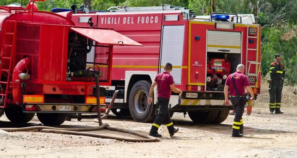 Incendi. Cappellacci scrive ad Alfano: \"A Mandas è necessario un presidio costante dei Vigili del Fuoco