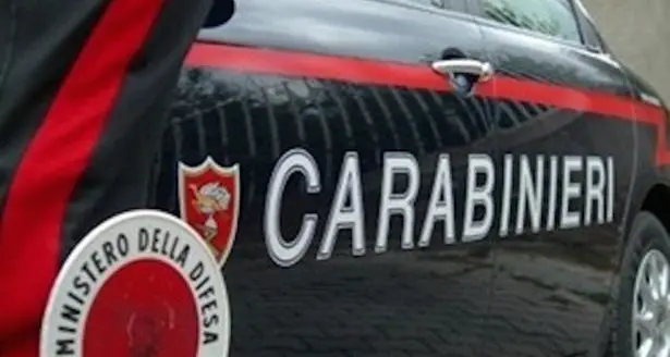 Controlli dei carabinieri: 4 lavoratori in nero scoperti in un cantiere. Multa di 12 mila euro