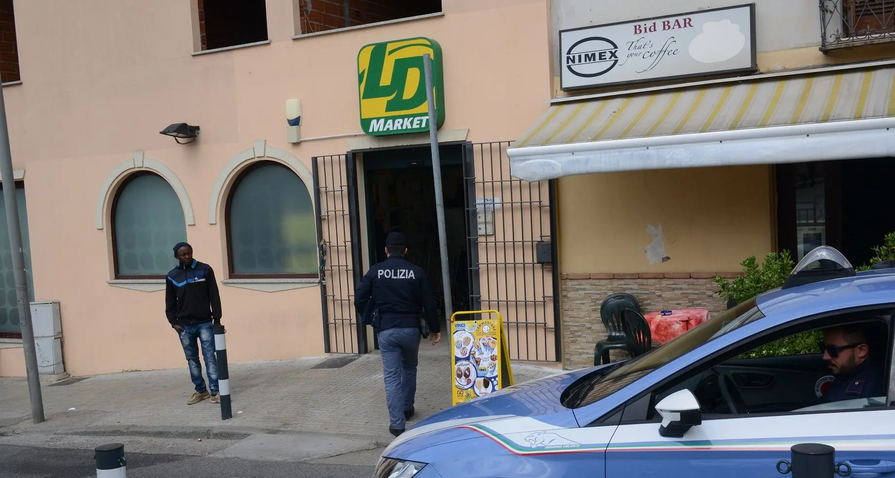 Vendita di alcolici a minori: interviene la Polizia. Sanzionato il gestore del supermarket di piazza Mameli