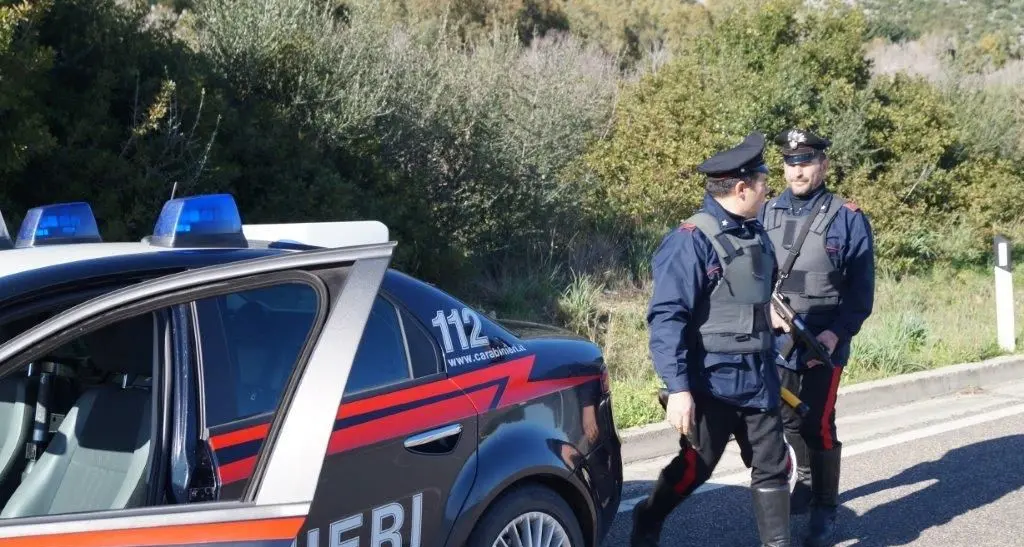 Banditi armati rubano l'auto e i soldi a un operaio di Soleminis