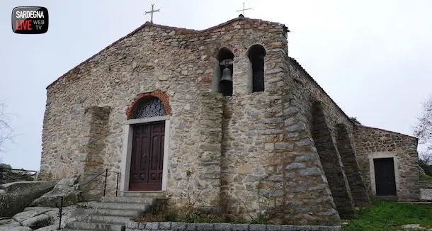 Lodine si raccoglie attorno al Santo Patrono San Giorgio Martire