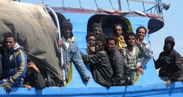 Nuovo sbarco migranti: 16 profughi, tra algerini e tunisi, approdano nelle coste dell'isola