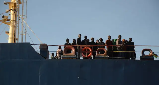 Nuovo sbarco migranti: attesi nell'isola 235 profughi