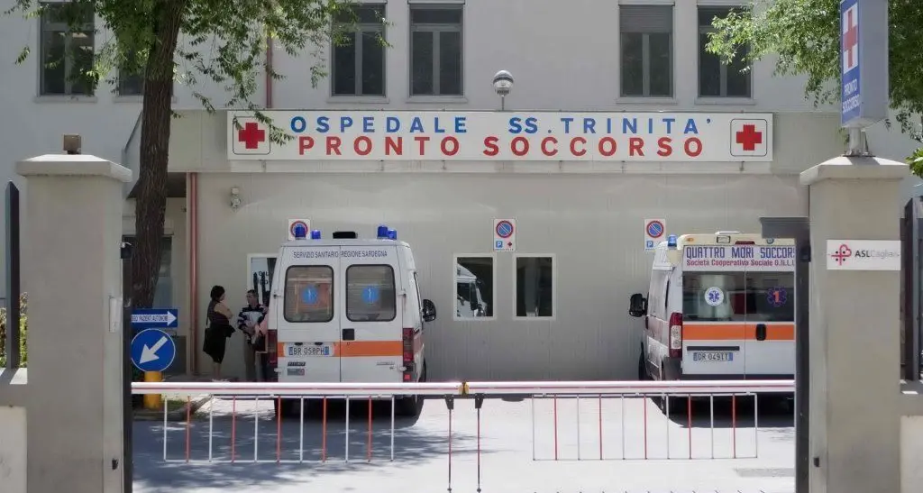 Chiude per due settimane il reparto di Ortopedia dell'ospedale SS. Trinità