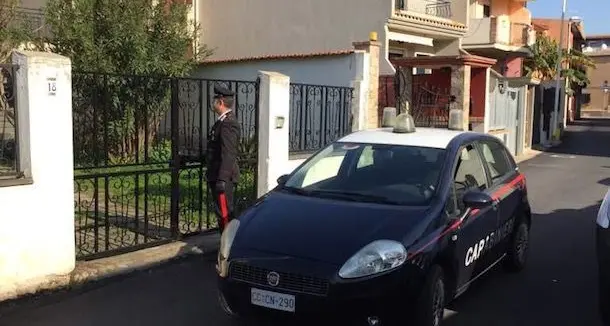 Ladro entra in un'abitazione, ma viene scoperto dalla proprietaria che lancia l'allarme. 49enne arrestato dai Carabinieri