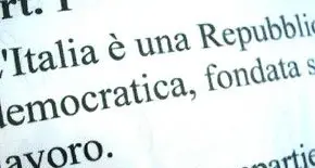 L'Italia dei politicanti: tra trombati e inganni continui. E nel mentre il popolo muore di fame.