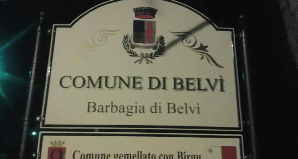 Il \"lord inglese\" sbarca alla stazione di Belvì