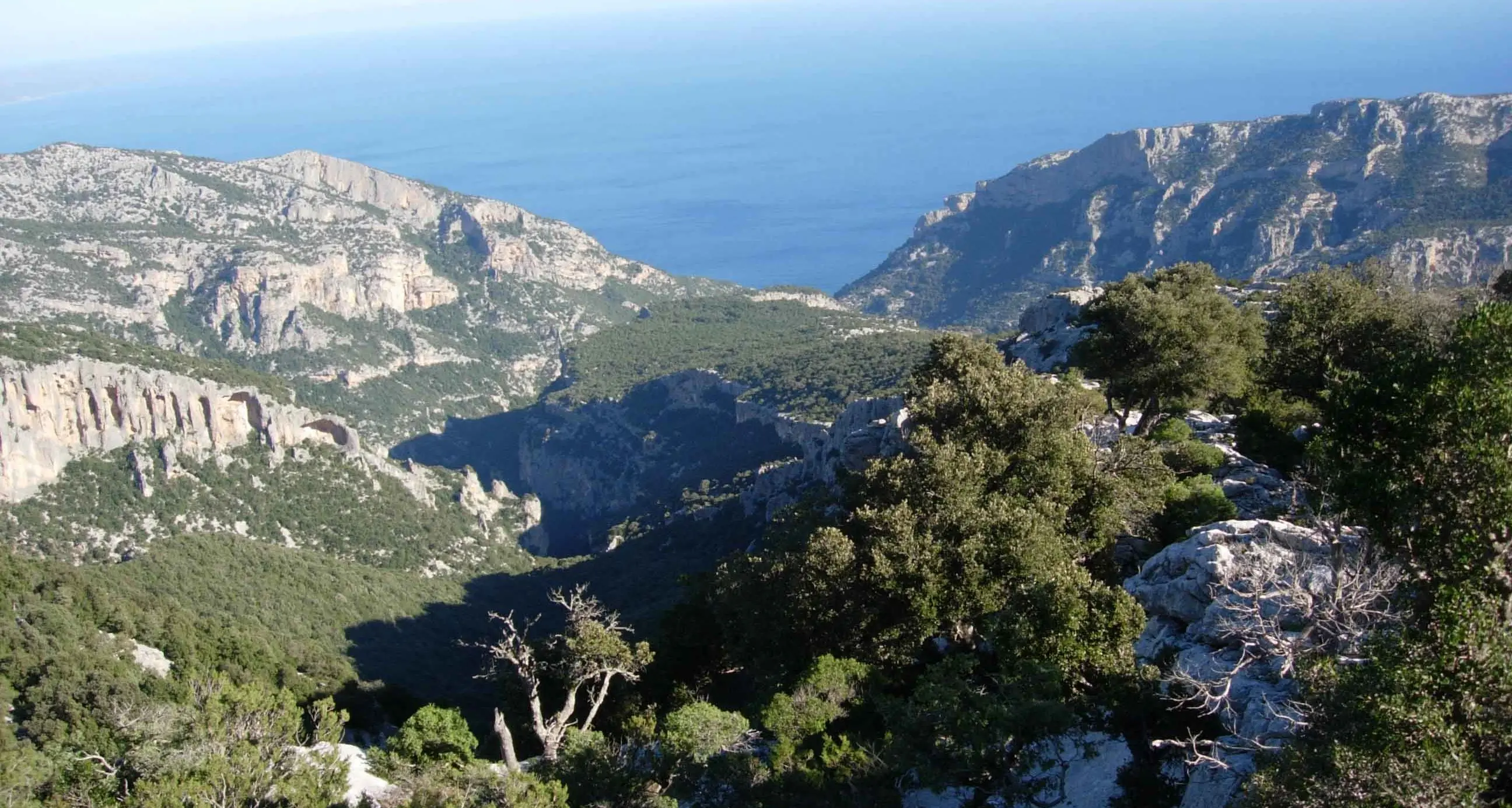 Escursionista muore mentre percorre il sentiero del Selvaggio Blu