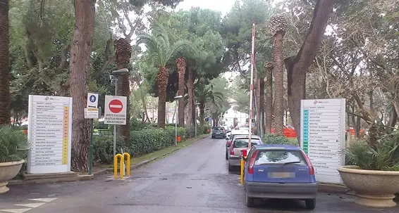 Santissima Trinità, paziente positivo al Covid e affetto da Pneumotorace massivo operato con successo