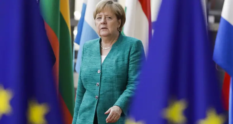 Merkel: \"Addio alla vita politica\", dopo 16 anni da cancelliera non si ricandiderà