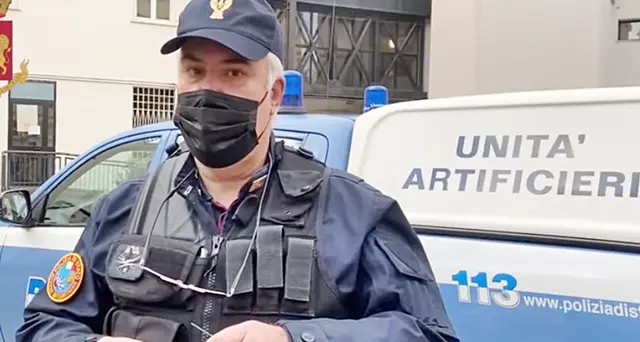 Polizia, festeggia in sicurezza: i consigli degli Artificieri per la notte di San Silvestro. VIDEO