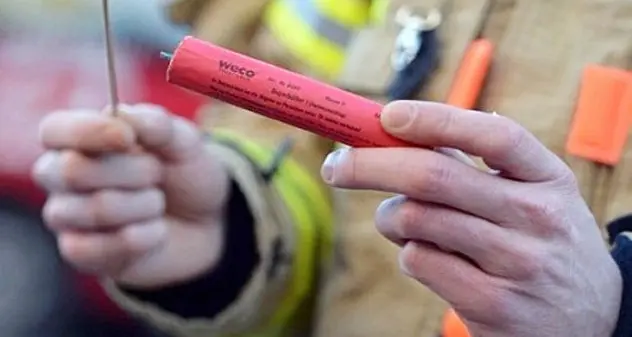 Cagliari. Fuochi d'artificio e botti: 29enne perde la mano destra