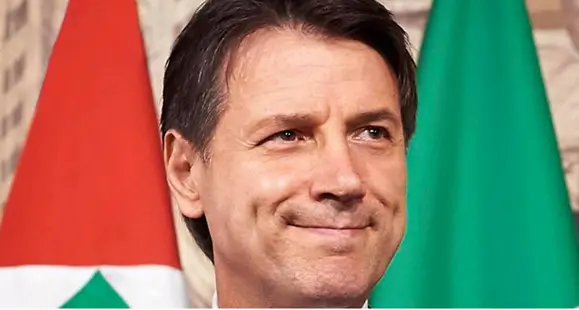 Giuseppe Conte, ore 11 conferenza stampa di fine anno