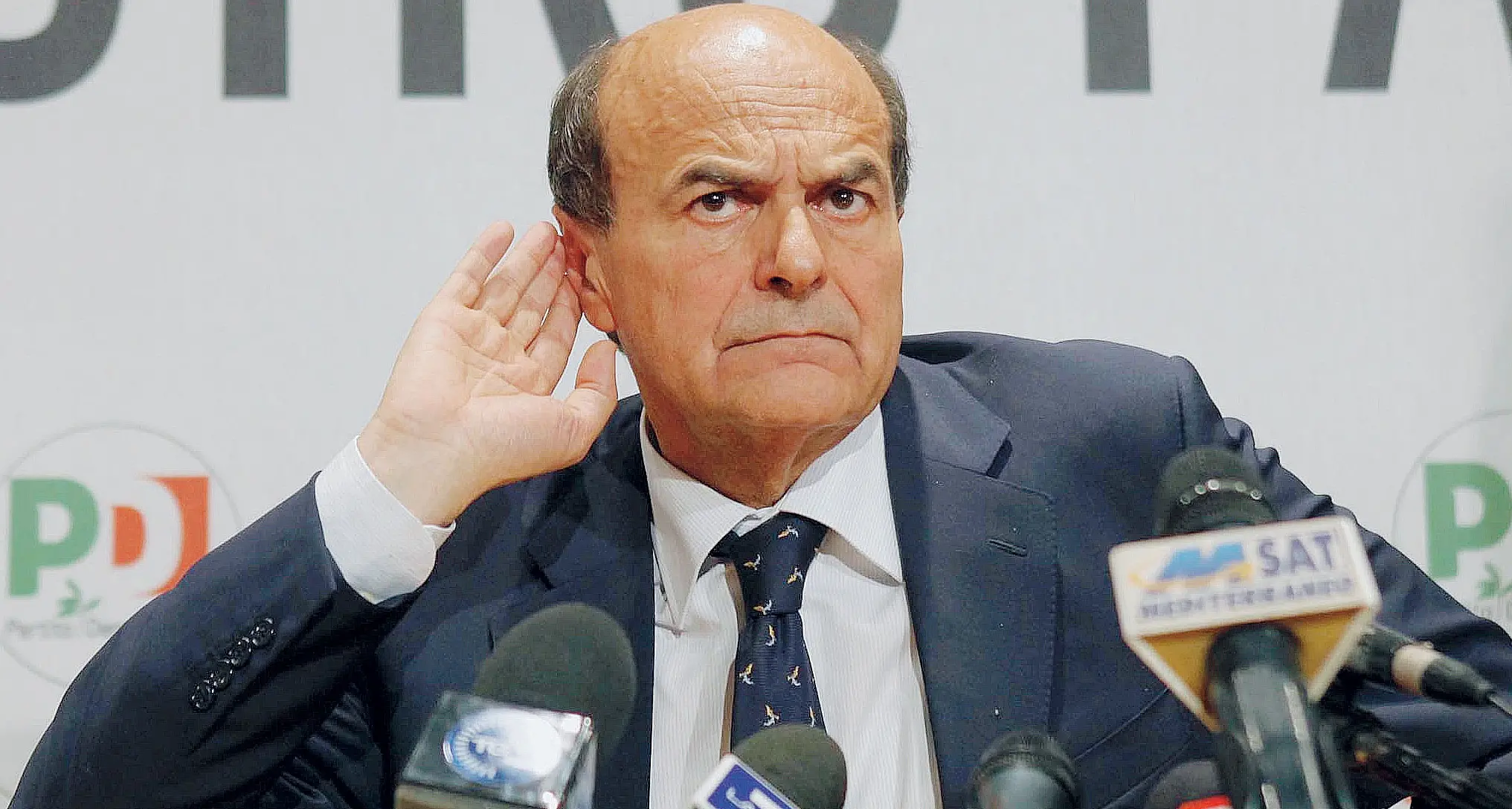 Pd lacerato, Bersani a casa.