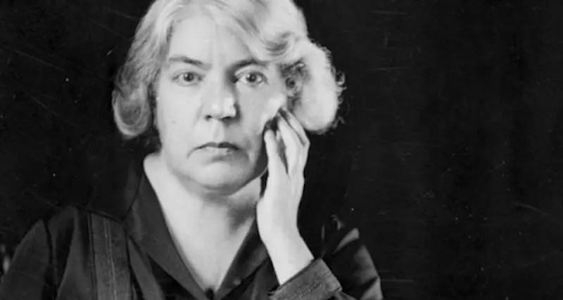 Grazia Deledda: omaggio alla scrittrice sarda nella biblioteca regionale di Cagliari