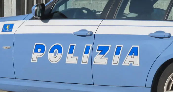 Arrestato per furto in un negozio di abbigliamento ragazzo di 29 anni