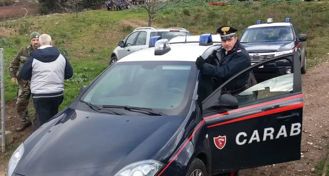 Armi \"clandestine\": i Carabinieri perquisiscono abitazioni, ovili e terreni