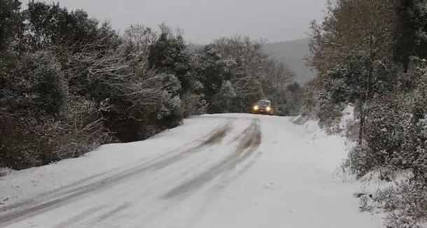 Meteo in peggioramento: dalla serata nuovi rovesci e temporali, neve in montagna