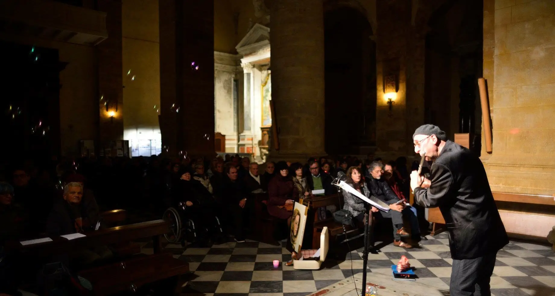 Alghero, grande performance del musicista Mauro Uselli in Cattedrale