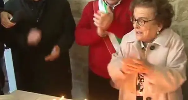 Maestra Dorina compie 90 anni: gli auguri di Papa Francesco