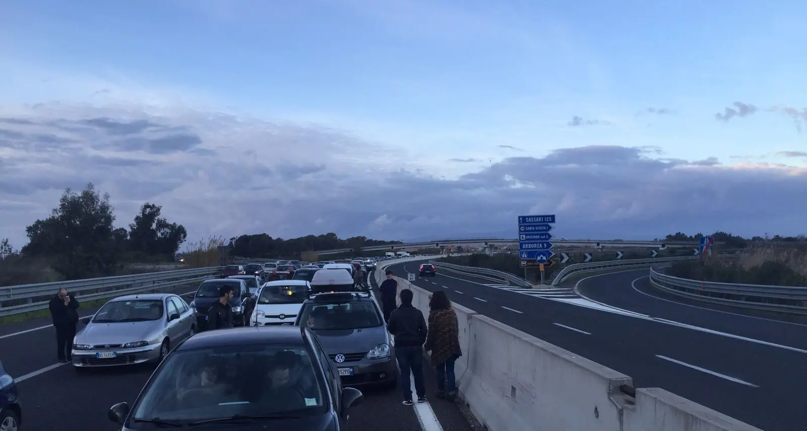 Incidente sulla 131 all'altezza di Santa Giusta in direzione Cagliari