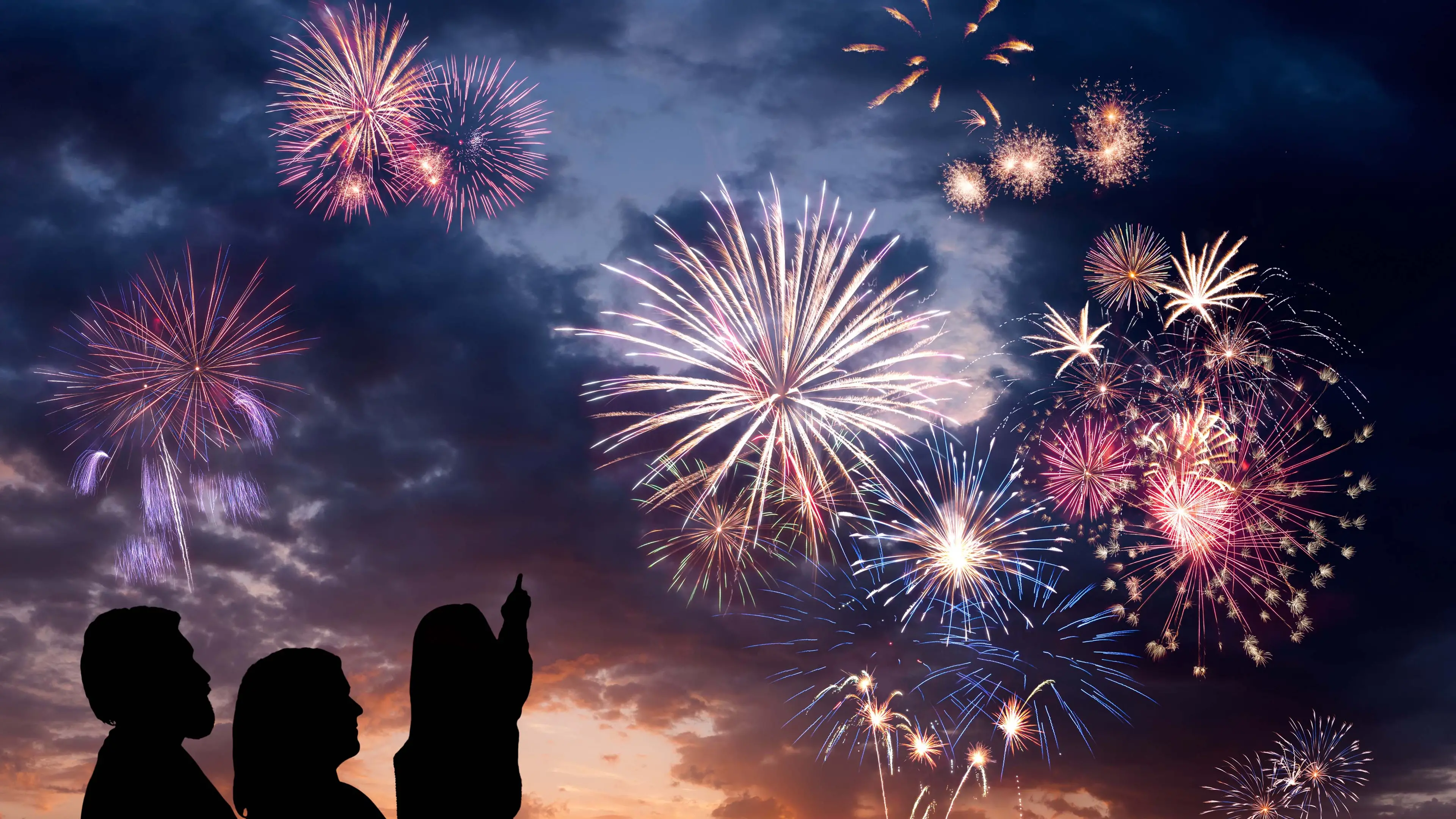 Alghero e Olbia accendono la Sardegna: il Capodanno tra grandi eventi e artisti