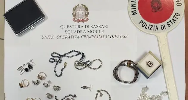 Fermata “la banda delle farmacie”: nei guai due giovani