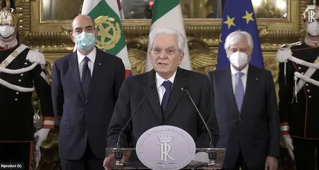 Mattarella: “Doveroso dar vita a un governo con un adeguato sostegno parlamentare”