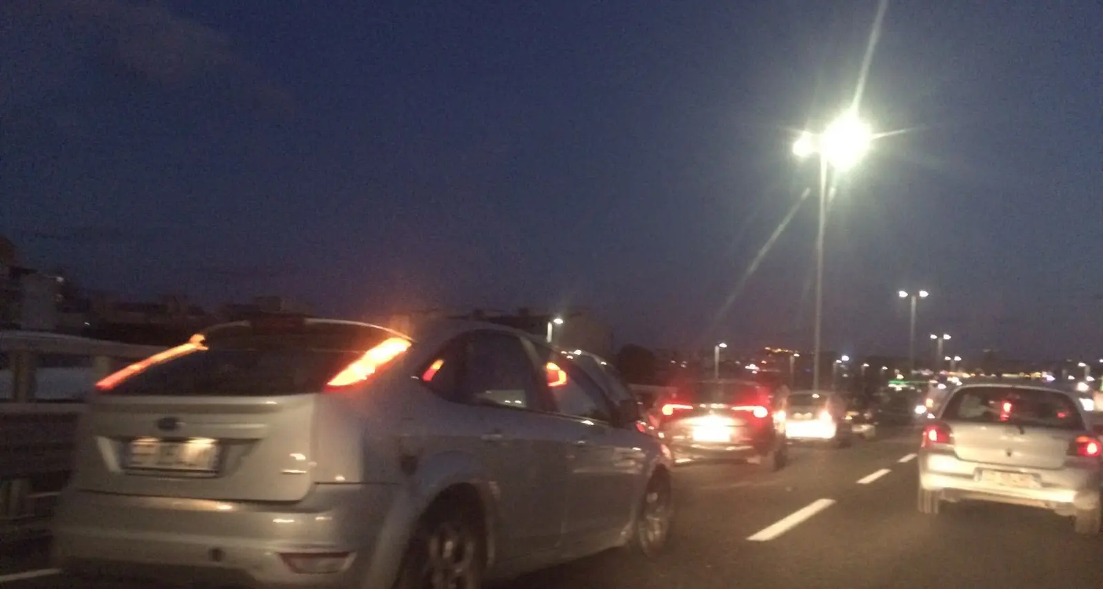 Incidente a catena all'ingresso di Cagliari: traffico rallentato