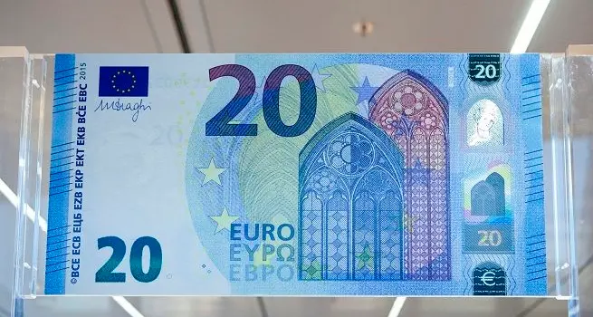 Mercoledì 25 debutta la nuova banconota da 20 euro. La nuova cartamoneta ha come tema lo stile gotico