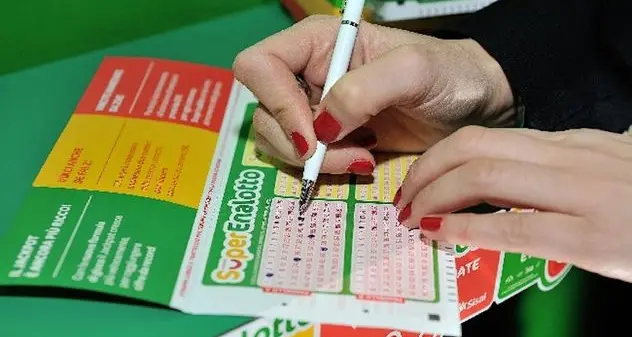 Superenalotto: centrato il 5 a Samugheo, vinti 99mila euro