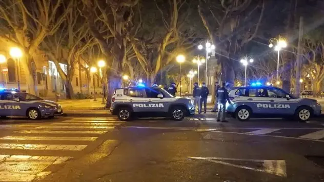 Aggressione con una mannaia a Cagliari: evaso dai domiciliari finisce in carcere