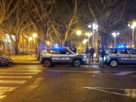 Aggressione con una mannaia a Cagliari: evaso dai domiciliari finisce in carcere