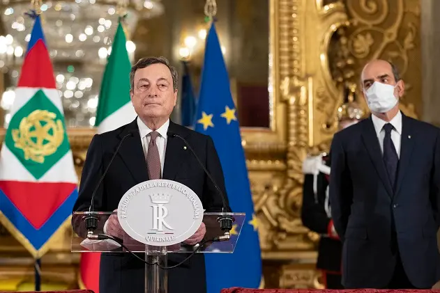 Il Presidente del Consiglio incaricato, Prof Mario Draghi al termine del colloqui con il Presidente Sergio Mattarella,al Quirinale,comunica la lista dei Ministri del nuovo Governo\\r(foto di Francesco Ammendola - Ufficio per la Stampa e la Comunicazione della Presidenza della Repubblica)