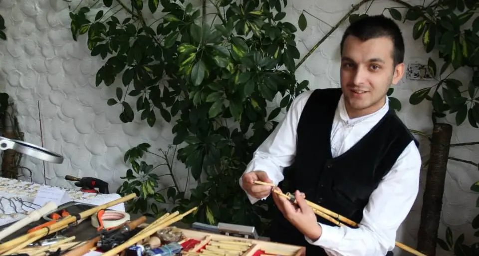 Silius piange per il suo giovane artista che dava fiato e forme alla Sardegna