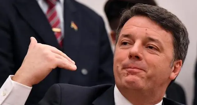 Renzi esulta: \"Draghi italiano più stimato al mondo. Altro che buio, qui si vede la luce\"