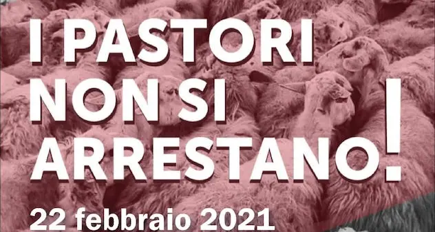 Sit-in davanti al tribunale di Nuoro: “I pastori non si arrestano”