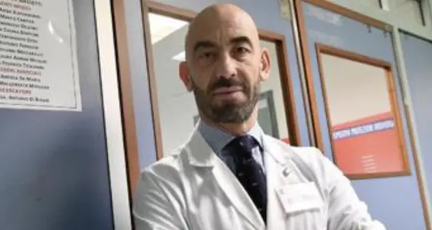 Bassetti: \"Arcuri? Campagna vaccini fallita, è il turno di un esperto\"