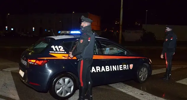 Anziano trovato morto in casa: la Procura indaga per omicidio