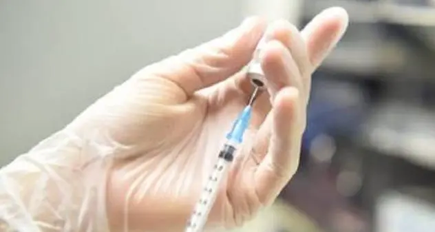 Vaccini. Nel Nuorese e in Ogliastra dosi non sufficienti per medici e odontoiatri liberi professionisti