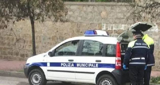 Nuoro, vigilessa in servizio investita. Soddu: \"Rispetto e gratitudine\"